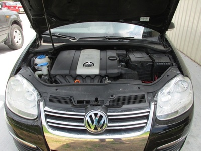 2005 Volkswagen Jetta Sedan