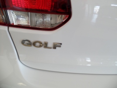 2012 Volkswagen Golf 2.5L PZEV Hatchback