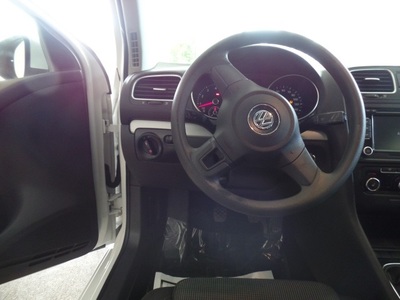 2012 Volkswagen Golf 2.5L PZEV Hatchback