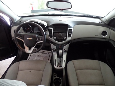 2012 Chevrolet Cruze LT Sedan