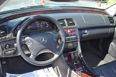 2000 Mercedes-Benz CLK CLK320 2dr Cabriolet 3.2L