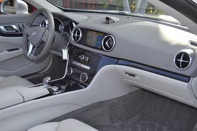 2013 Mercedes-Benz SL-Class 2dr Roadster SL550