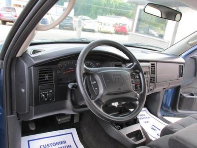 2004 Dodge Dakota SLT Club Cab 4X4 Truck