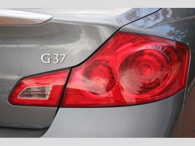 2012 INFINITI G37 Journey Sedan