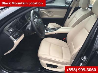 2012 BMW 528i Navigation & Premium Pkg Sedan
