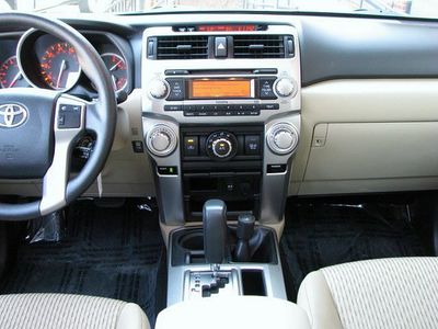 2012 Toyota 4Runner SR5 plus 4WD 3rd row Newton, MA, Boston,