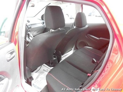 2012 Mazda MAZDA2 Touring Hatchback